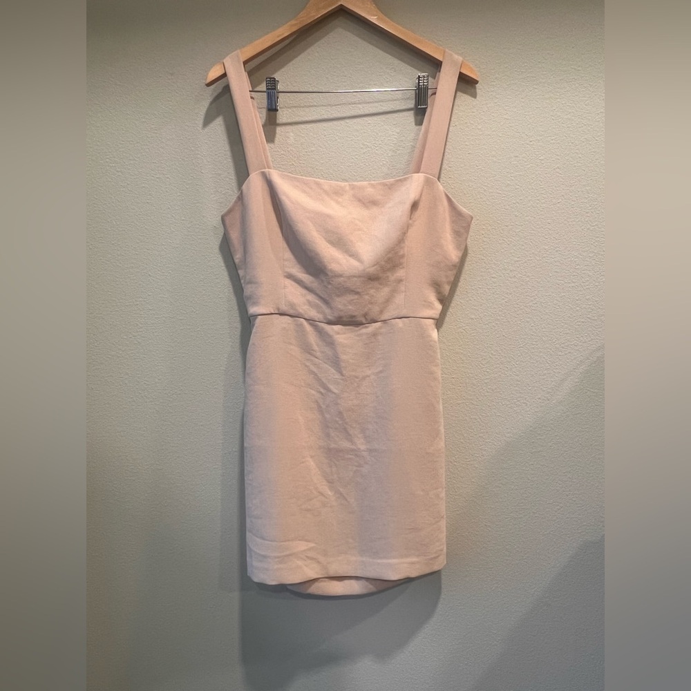 Wilfred Aritzia Aperture Tie-Back Mini Dress – Elegant & Minimalist